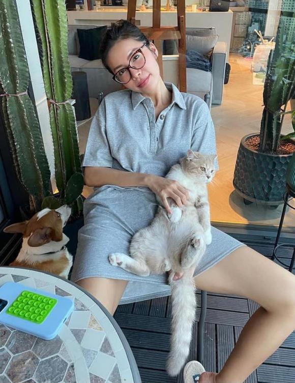 Không gian sống của siêu mẫu Minh Tú: Sang trọng, tiện nghi và có giá trị không hề nhỏ-3