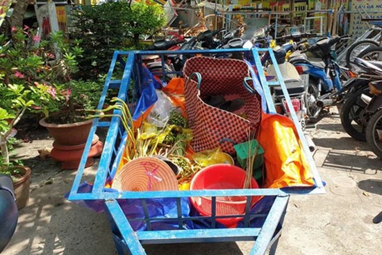 Người vi phạm Chỉ thị 16 chống đối tổ công tác phường nói 'áp lực mưu sinh và tiền nhà trọ'