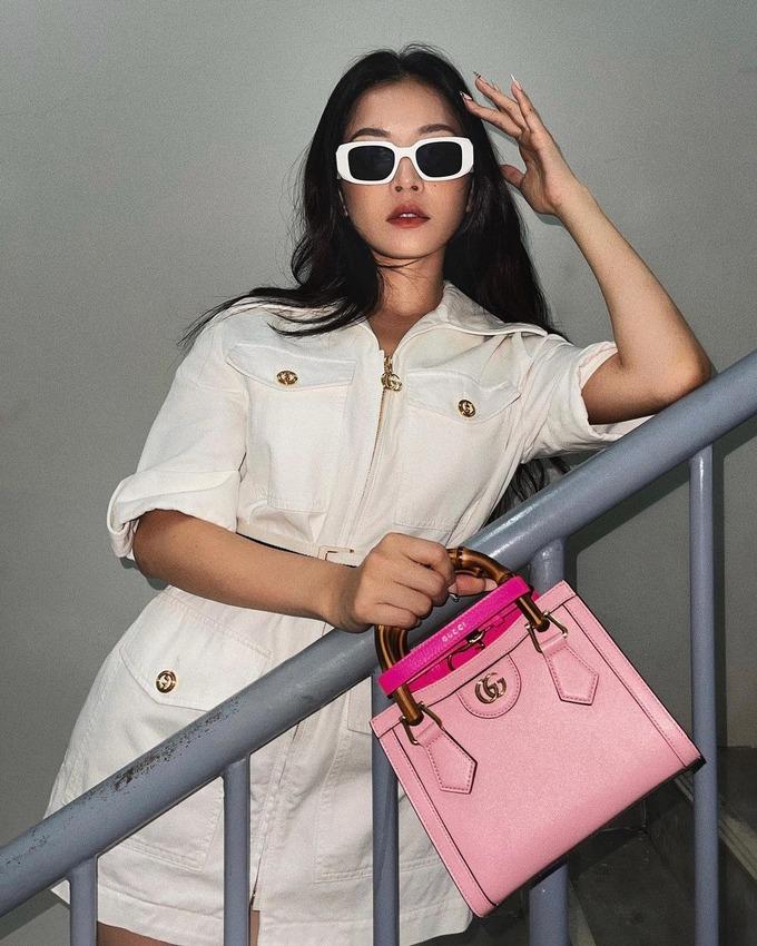 Cách ly tại gia, mỹ nhân Việt khoe sương sương túi hiệu toàn trăm củ-3