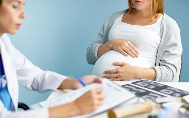 Em bé nhỏ nhất thế giới có chiều dài cơ thể chỉ bằng một cái bút, cuộc sống hiện tại khiến nhiều người bất ngờ!-6