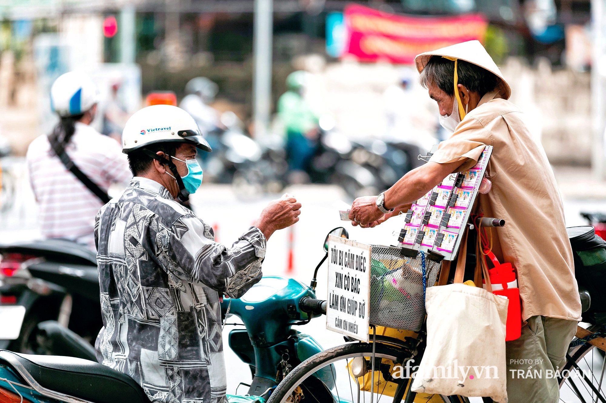 Từng ghét cay ghét đắng những điều này ở Sài Gòn để rồi một ngày không được ghét nữa, chỉ muốn nói: SÀI GÒN ƠI, HÕNG CÓ QUEN!-10
