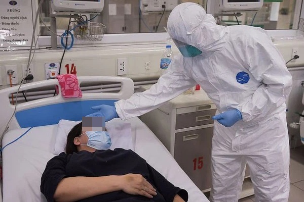 Ths.BS Nguyễn Trung Cấp: Nhiều bệnh nhân Covid-19 không có triệu chứng nhưng sau đó chuyển biến rất nặng-1