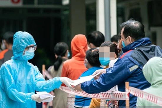 Hà Nội tiếp tục có 3 ca dương tính: 1 người là F1 của ca về từ TP. HCM, 2 người trong chuỗi lây nhiễm công ty SEI