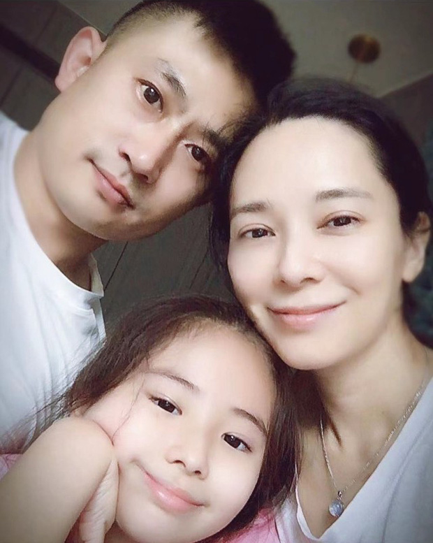 Hoa hậu Hong Kong từng phá thai để đóng phim bây giờ ra sao?-6