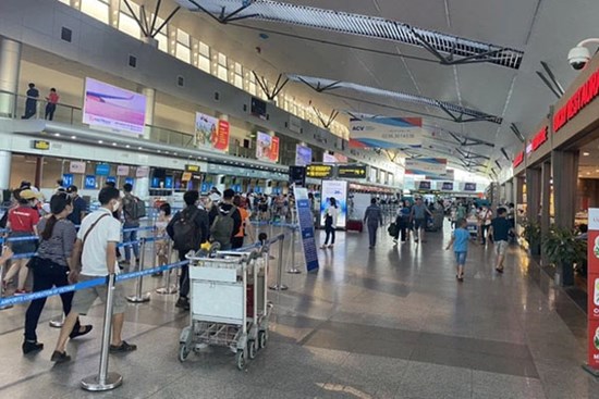 Ca Covid-19 từ TP.HCM ra Đà Nẵng, Hà Nội 