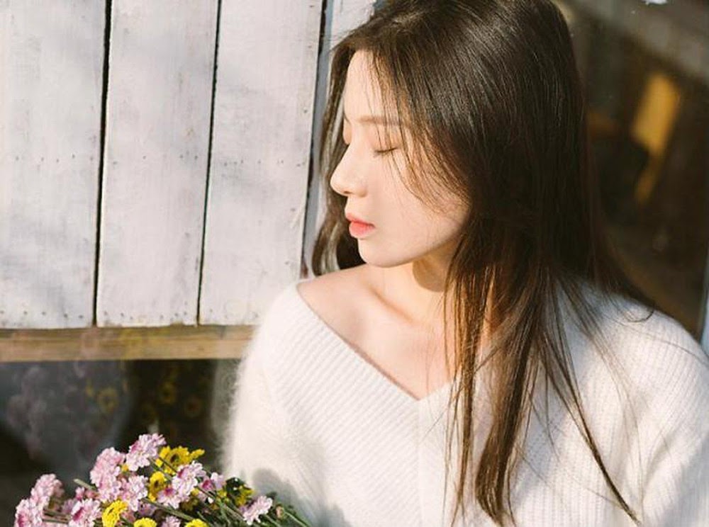 Nhắm mắt lấy người đàn ông ngoài 50, ai ngờ đêm tân hôn con trai chồng dúi vào tay tôi thứ gây choáng-2