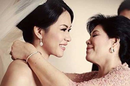 Được mẹ chồng tặng 180 triệu đồng ngay trong ngày cưới, đến khi đi rút tiền, con dâu 