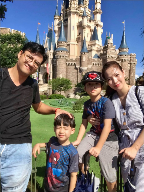 Một hành động nhỏ cũng thấy cậu cả nhà Đan Lê - Khải Anh quá đỗi ngọt ngào, các mẹ tan chảy khen con nhà người ta-8