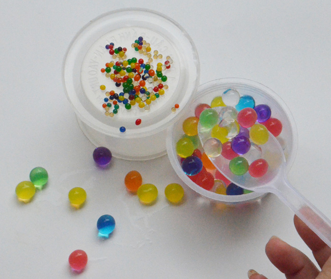 Bé 1 tuổi nôn trớ, tắc ruột vì một món đồ chơi: Cha mẹ tốt nhất đừng bao giờ mua thứ này cho trẻ-2