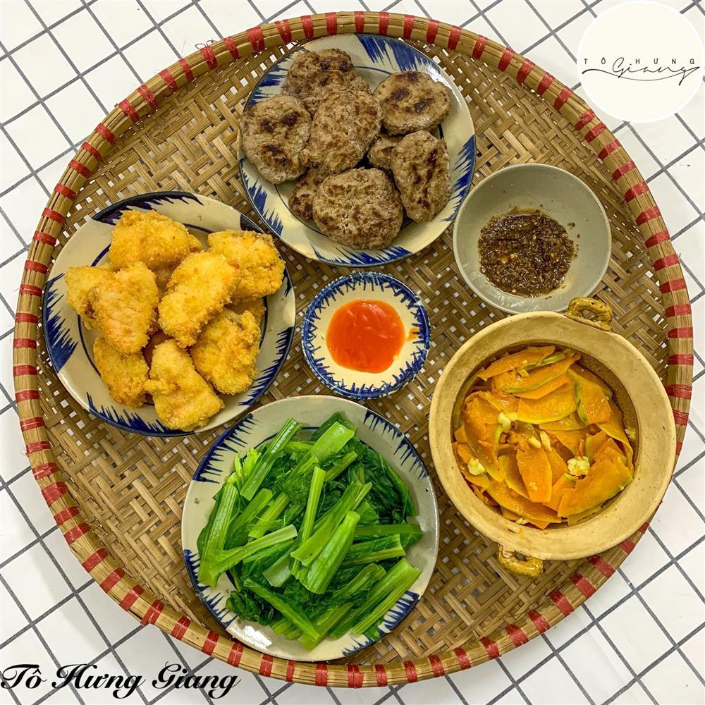 Mẹ đảm Hà Nội bật mí loạt mâm cơm nhà chất hơn nước cất, chị em nội trợ hết phải lo tối nay ăn gì, lưu lại dùng dần dư dả cho cả tháng-4