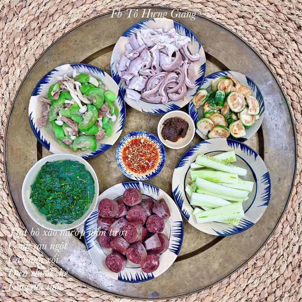 Mẹ đảm Hà Nội bật mí loạt mâm cơm nhà chất hơn nước cất, chị em nội trợ hết phải lo tối nay ăn gì, lưu lại dùng dần dư dả cho cả tháng-25