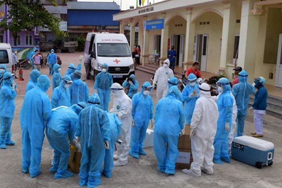 Vụ F0 năn nỉ nhân viên y tế đưa mẹ và em đi cách ly: Thời điểm đó, 8 ca dương tính vẫn đang chờ xe cứu thương