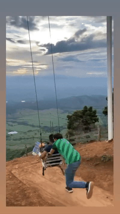 Chơi xích đu tử thần ngay mép vực, 2 cô gái gặp nạn nghiêm trọng, video quay cảnh hiện trường gây ám ảnh-3