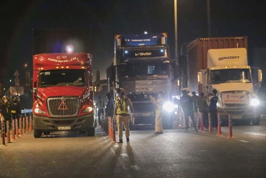 TP.HCM bác tin đóng cửa toàn thành phố