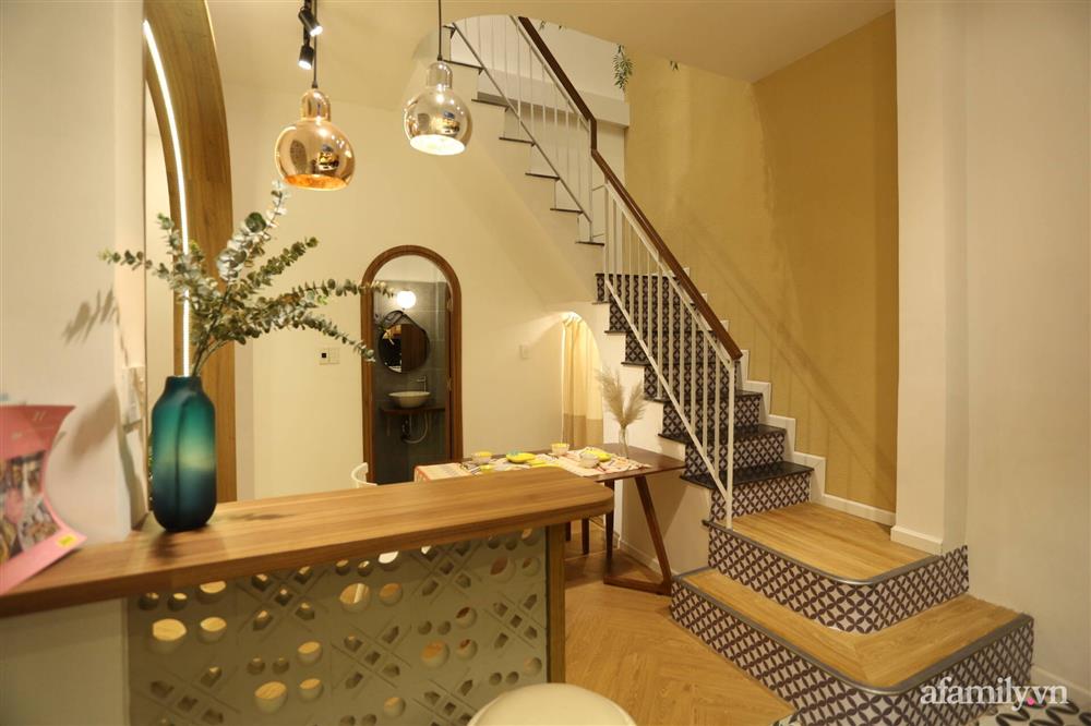 Nhà trong hẻm chỉ 36m² vẫn đẹp hiện đại sau cải tạo với chi phí 450 triệu đồng ở Sài Gòn-13