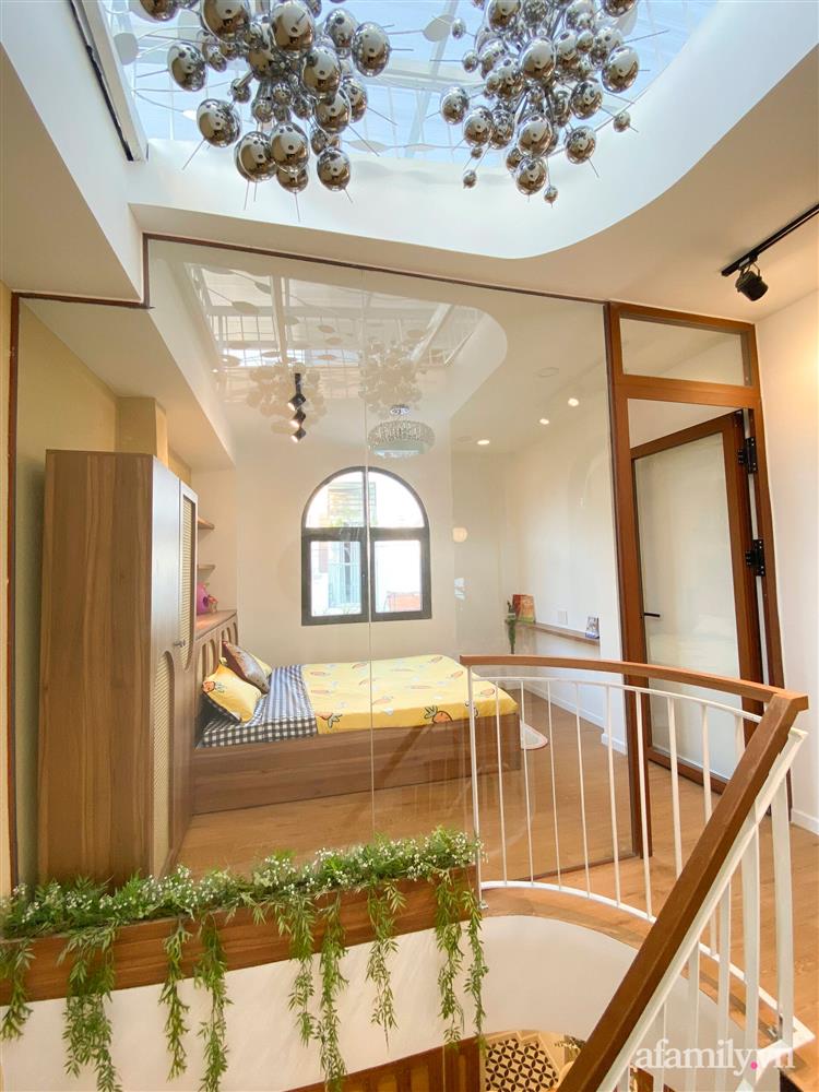 Nhà trong hẻm chỉ 36m² vẫn đẹp hiện đại sau cải tạo với chi phí 450 triệu đồng ở Sài Gòn-26