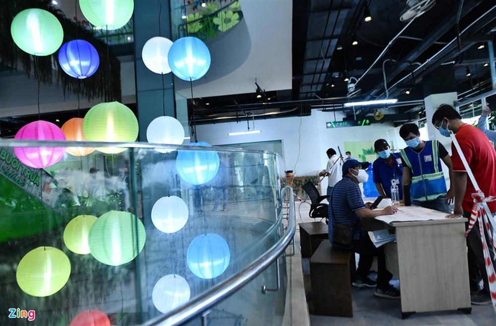 Bên trong bệnh viện dã chiến ở Thuận Kiều Plaza-3