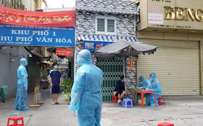 Vì sao mấy ngày nay TP HCM chậm trễ trong việc đưa F0 vào bệnh viện?-1