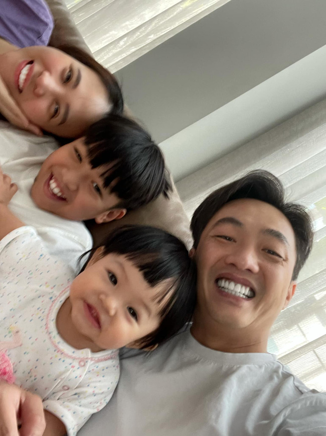 Đàm Thu Trang khoe lần đầu làm điều này cùng Subeo, Suchin và ông xã Cường Đô La-1