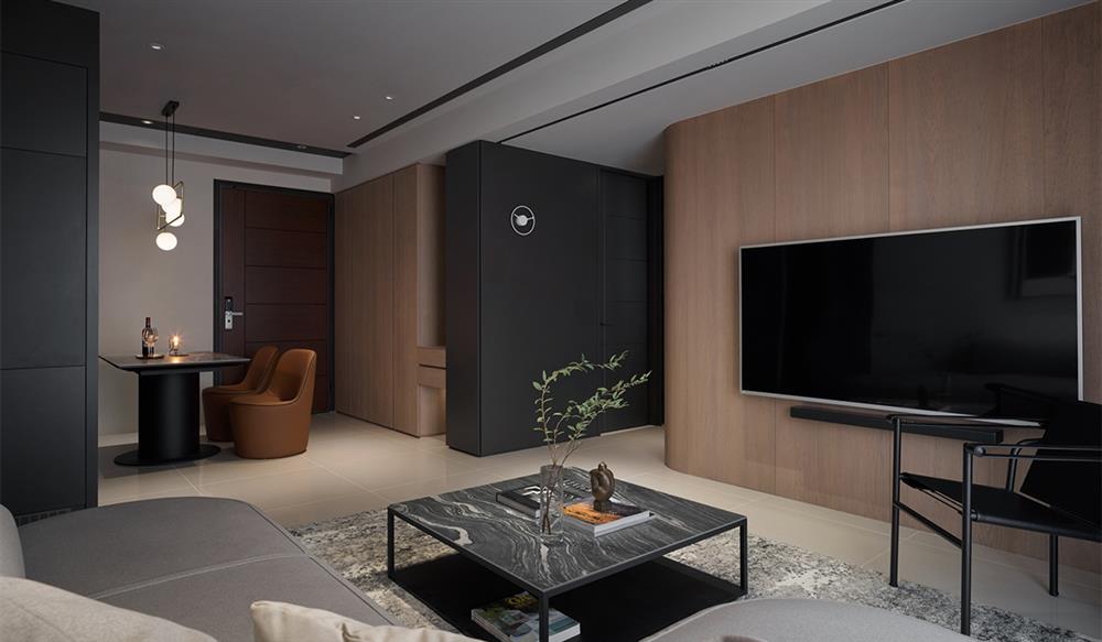 Căn hộ nhỏ tạo sự thư giãn về mặt thị giác bằng những gam màu tối đầy ấn tượng-4