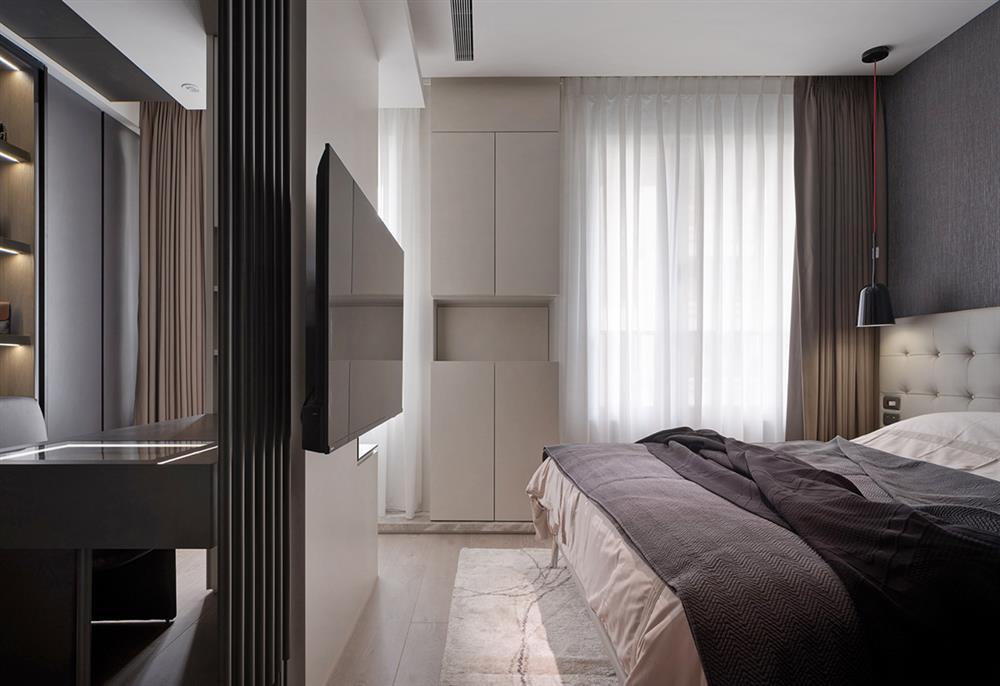 Căn hộ nhỏ tạo sự thư giãn về mặt thị giác bằng những gam màu tối đầy ấn tượng-13