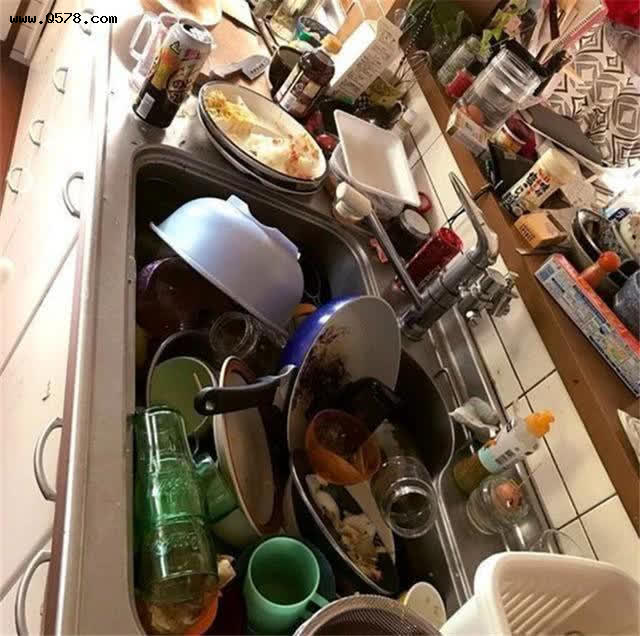 Mẹ bỉm nghỉ việc 3 ngày, giao con cho bố chăm sóc, cảnh tượng căn nhà sau đó khiến cô sụp đổ-3