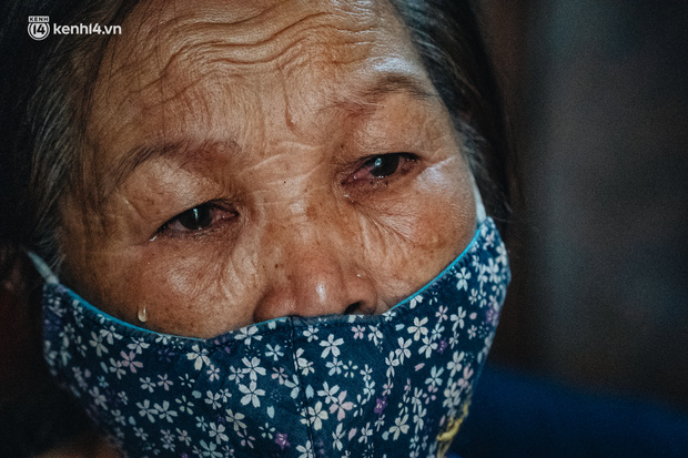 18 năm sau thảm án cuồng ghen bằng bom thư ở Hà Nội, cậu bé còn sống năm nào giờ mù lòa vĩnh viễn, ám ảnh mãi chưa dứt-8