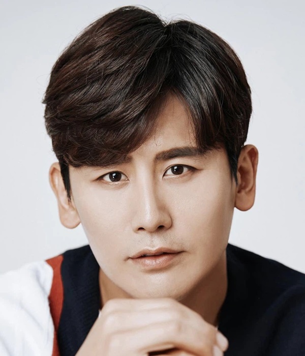 Tài tử hào môn lên tiếng về vụ ngoại tình với gái trẻ, cắm sừng bom sex xứ Hàn, lời giải thích bỗng gây tranh cãi nảy lửa-1