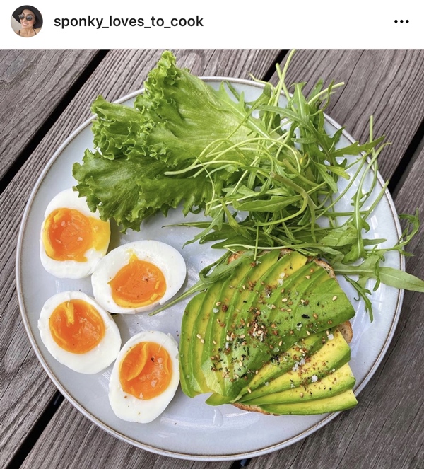 Hà Tăng ăn bơ theo 2 nguyên tắc cực khác biệt: Đơn giản nhưng giúp hấp thụ dinh dưỡng vượt trội, để U40 mà vẫn xinh đẹp, khỏe khoắn-3