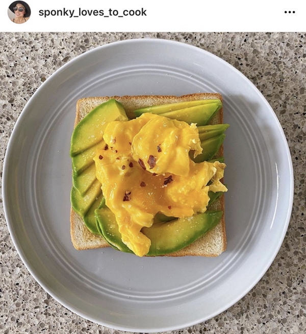 Hà Tăng ăn bơ theo 2 nguyên tắc cực khác biệt: Đơn giản nhưng giúp hấp thụ dinh dưỡng vượt trội, để U40 mà vẫn xinh đẹp, khỏe khoắn-10