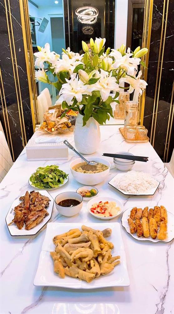 Hé lộ không gian sang trọng bên trong căn hộ của Minh Hương Nhật ký Vàng Anh-7