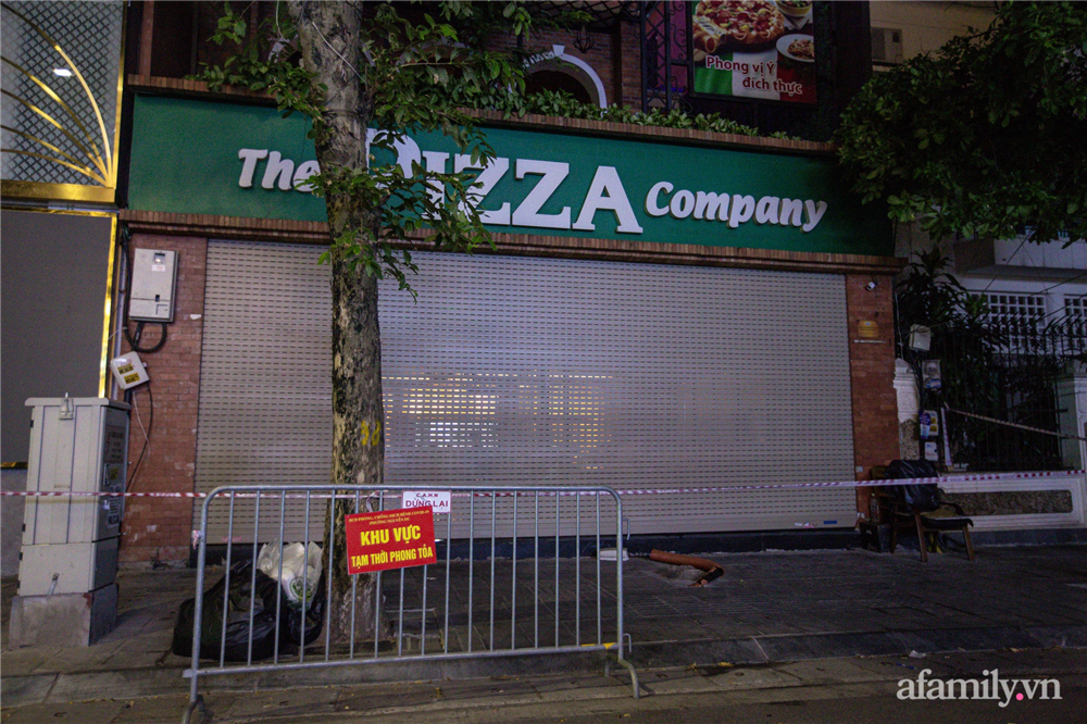 Hà Nội: Phong tỏa nhà hàng pizza trên phố Đoàn Trần Nghiệp do có nhân viên dương tính SARS-CoV-2-1