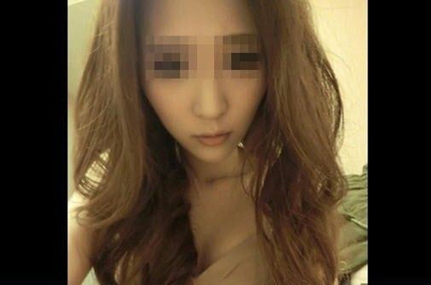 Quên tắt camera khi lên sóng, nữ streamer lộ toàn cảnh tắm trần ngay sau đó, vội vàng lên tiếng xin CĐM gỡ clip nóng-2