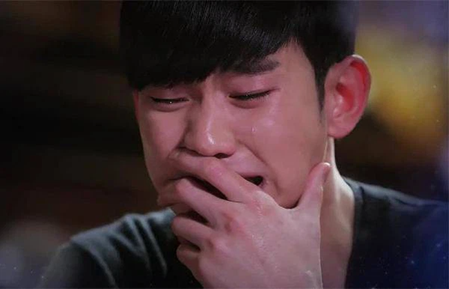 Tôi kiệt quệ cả tinh thần và thể xác khi phải chăm lo cho bố mẹ và em trai, làm ra tiền mà chẳng được tiêu-1