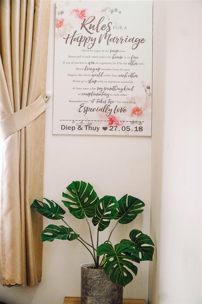 Nữ điều dưỡng trổ tài thiết kế, tận dụng cả chai nước truyền dịch để decor nhà: Cứ tưởng không gian sống sẽ khô khan như nghề ai ngờ thành quả lại đốn tim bao người-12