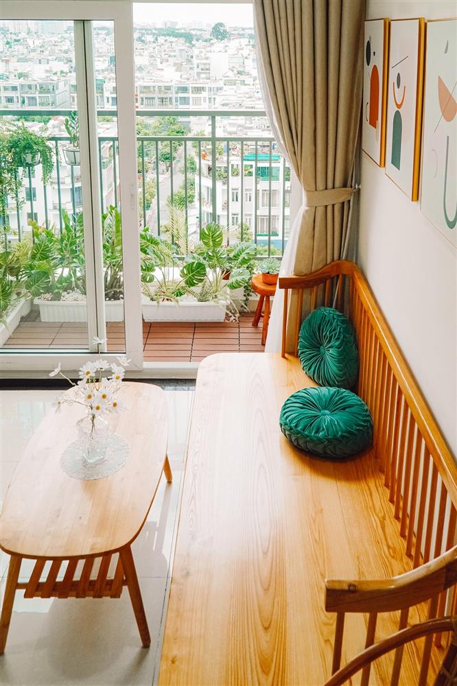 Nữ điều dưỡng trổ tài thiết kế, tận dụng cả chai nước truyền dịch để decor nhà: Cứ tưởng không gian sống sẽ khô khan như nghề ai ngờ thành quả lại đốn tim bao người-16