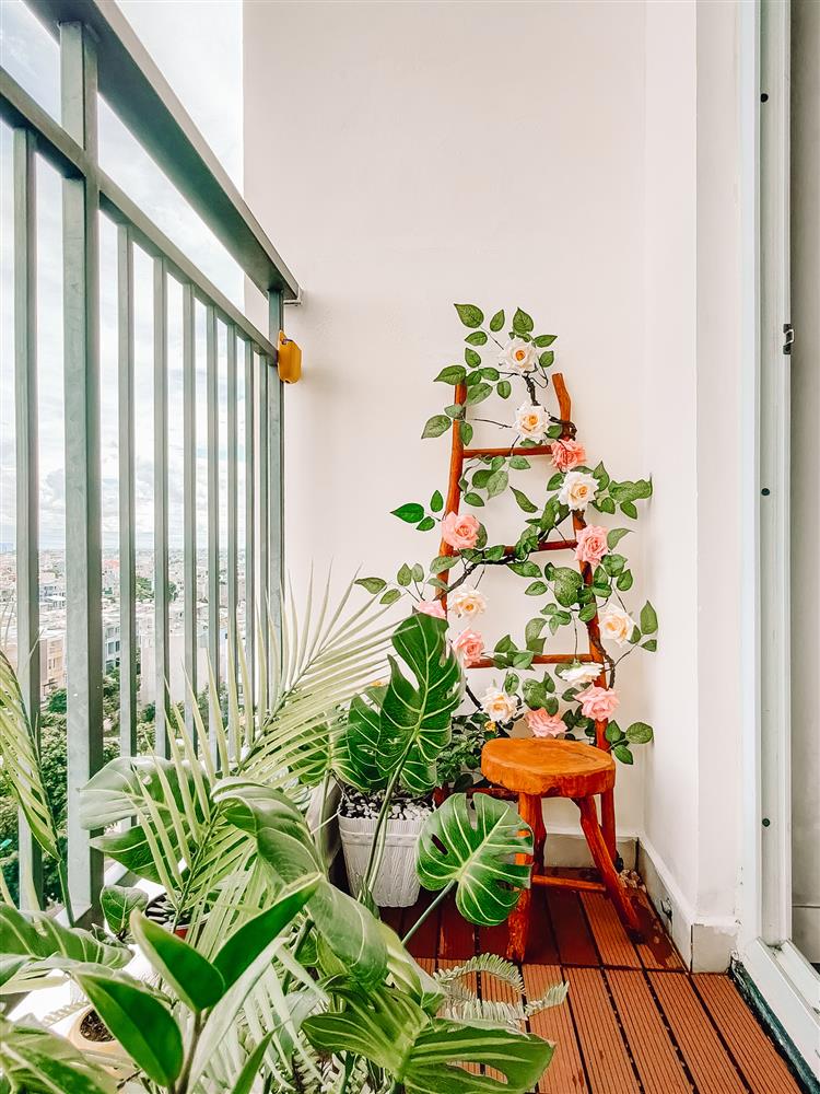 Nữ điều dưỡng trổ tài thiết kế, tận dụng cả chai nước truyền dịch để decor nhà: Cứ tưởng không gian sống sẽ khô khan như nghề ai ngờ thành quả lại đốn tim bao người-18