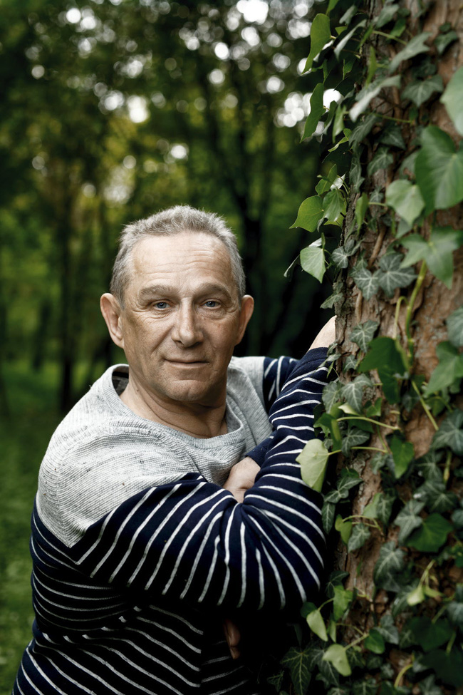 Pha vượt ngục lãng mạn hơn phim: Vợ học lái trực thăng giúp chồng đào tẩu và cái kết khó tin-8