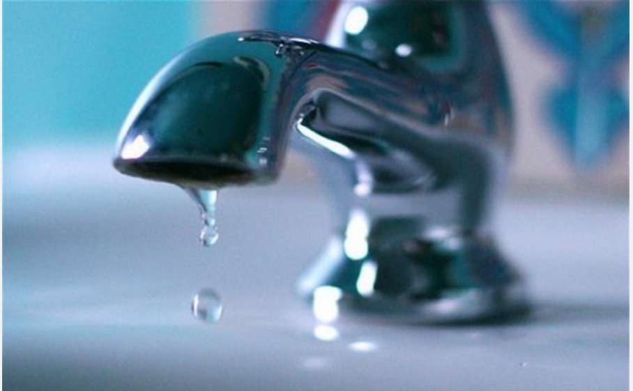 Mùa hè nắng nóng, nhu cầu sử dụng&nbsp;nước tăng cao, hãy học ngay 10 mẹo nhỏ đơn giản này&nbsp;sẽ giúp bạn&nbsp;tiết kiệm nước trong nhà bếp hiệu quả!-4