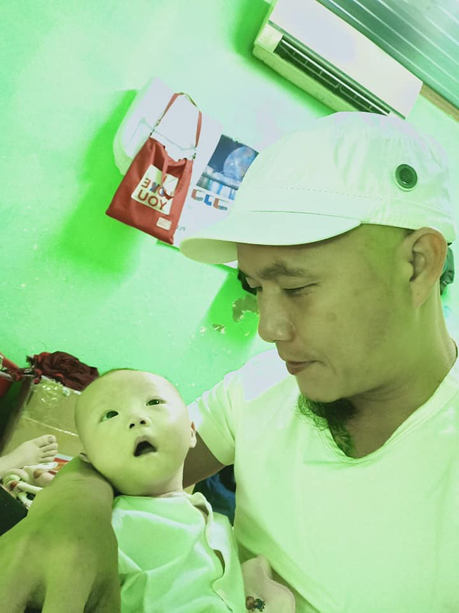 Anh Minh bán rau rơi nước mắt nói về con gái út: Nếu có một điều ước, chỉ ước con bé có thể ở với vợ chồng tôi thật lâu-3