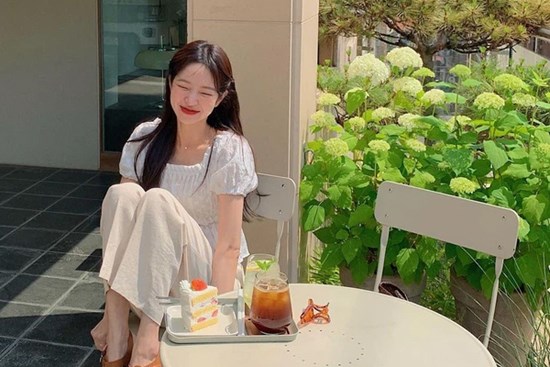 Lưu dần những gợi ý mặc đẹp từ gái Hàn để hết dịch không phải lo không có gì để mặc nữa