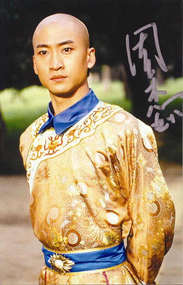 Nhĩ Khang (Hoàn Châu Cách Cách): Toang cả sự nghiệp vì Lâm Tâm Như, lật mặt sau 20 năm chịu oan và giờ thành đại gia trồng lúa-1