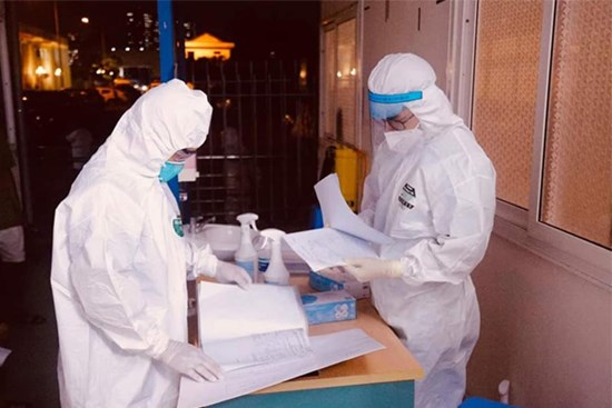 Hà Nội ghi nhận 18 ca dương tính với SARS-CoV-2 tại 7 quận/huyện