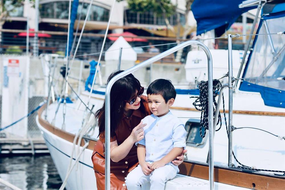 Thủy Tiên vợ Đan Trường từng bị chê kém sắc, giờ đã lột xác style sau 8 năm lấy Anh Bo-14