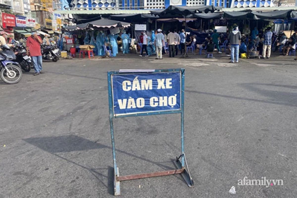 TP.HCM sẽ mở cửa trở lại 12 chợ truyền thống trong tuần tới-1