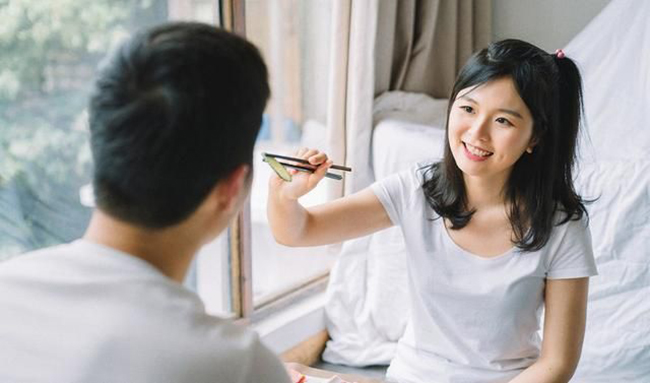 Vợ đi công tác nửa năm, tối nào em vợ cũng đến ăn trực”, lúc quá chén tiết lộ tin động trời, anh quyết định ly hôn-1