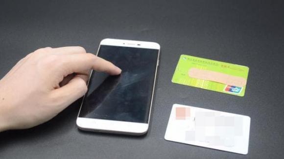 Điện thoại không thể đặt cùng với 3 thứ! Hãy xem để tránh xa rủi ro không đáng có-3