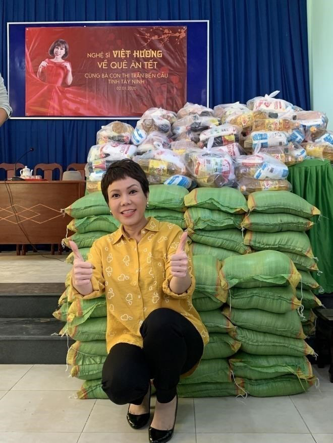 Bị xỉa xói kinh doanh nghề từ thiện” giữa mùa dịch, Việt Hương đáp căng và sẵn sàng đối chất với cơ quan chức năng-6
