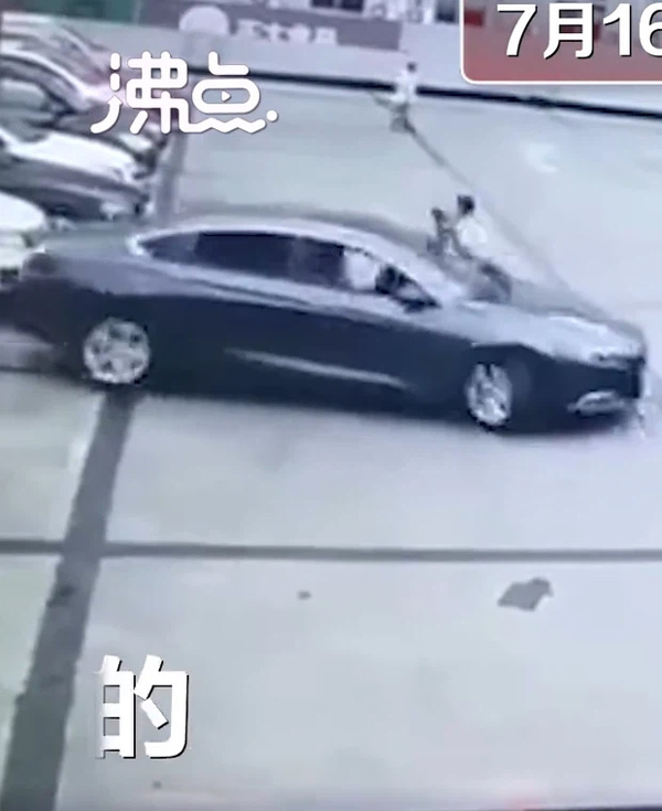 Vợ tông chồng tử vong lúc đang học lái xe, nguyên nhân đằng sau khiến nhiều người xót xa khôn nguôi-1