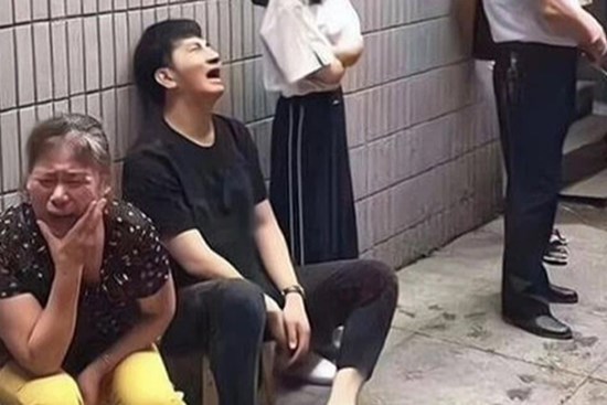 Vụ bảo mẫu thiêu chết 4 mẹ con: Giọng nói trong cuộc gọi cuối của nạn nhân, người bí ẩn ở hiện trường và những suy đoán về kẻ chủ mưu